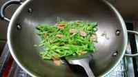 家常菜青椒火腿