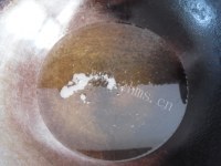 美味的干煸土豆条做法图解4)