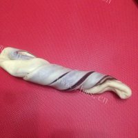 自制豆沙卷面包做法图解15)
