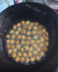 色香味俱全的炸红薯丸子做法图解9)