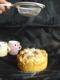 日式炼乳面包做法图解18)