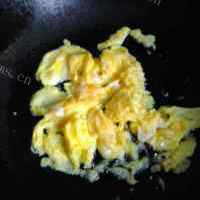 香喷喷的苦瓜炒鸡蛋的做法图解八