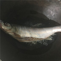 好吃的酱香大白刁做法图解3)