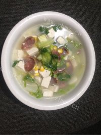 香肠炖豆腐做法图解8)