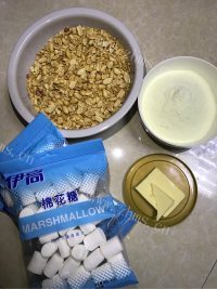 珍馐美味的花生牛轧糖做法图解1)