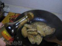 健康美味的红烧鸡翅做法图解9)
