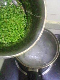 肉末酸豇豆做法图解5)
