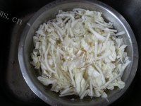 好吃的白菜炖冷冻豆腐做法图解2)