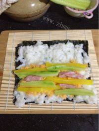 自己做的紫菜包饭做法图解3)