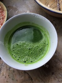 好吃的菠菜汁水饺做法图解1)