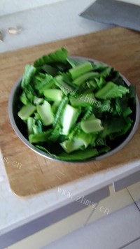 芳香四溢的小白菜炖豆腐做法图解1)