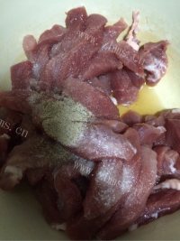 自制糖醋里脊做法图解4)
