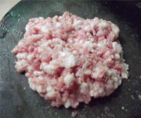 美味的马蹄蒸肉饼做法图解2)