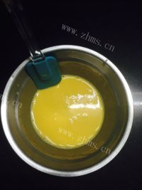 自制香蕉戚风做法图解6)