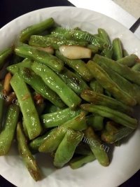 家常菜蒜蓉炒豆角