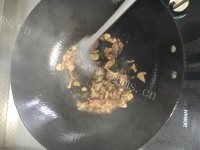珍馐美味的青椒牛肉做法图解5)