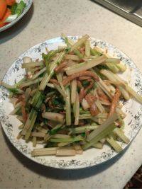 家常菜芹菜肉丝