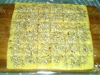 家常瓜子方块酥做法图解10)