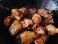 美味可口的猪蹄炖黄豆的做法图解九