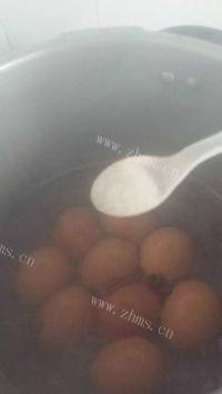 自制茶叶蛋做法图解6)