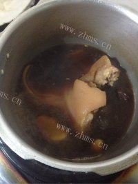美味的卤猪耳做法图解7)
