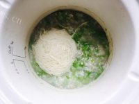 营养蔬菜烂面粥做法图解9)