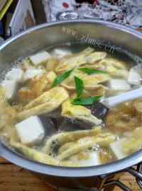 美味蛋丝鸭血滚豆腐做法图解9)