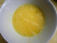 简单版洋葱炒蛋的做法图解三