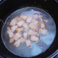 美味的焦糖啤酒红烧肉做法图解7)