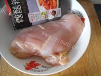 家常菜糖醋鸡丁做法图解1)