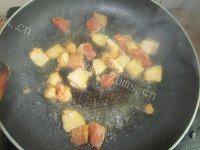 五花肉烧土豆做法图解4)