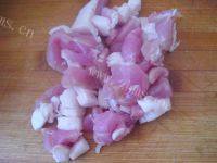 「家有大厨」芹菜炒肉丝做法图解3)