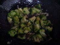 诱人的蒜蓉西兰花