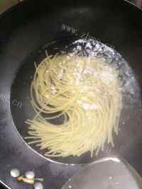食欲满满的黑椒意面做法图解1)