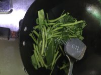 好吃的腐乳空心菜做法图解2)