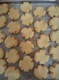 自制玛格丽特饼干做法图解7)