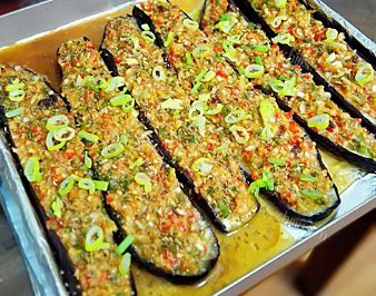 色味俱佳的烤茄子