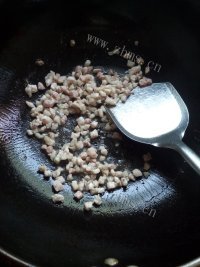 营养丰富的肉末豆腐做法图解4)