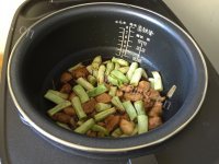 营养全面的扁豆焖面做法图解7)