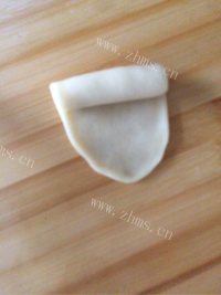 自制豆沙酥做法图解8)