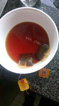 美味的香浓奶茶做法图解2)