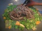 家常菜青椒肉皮
