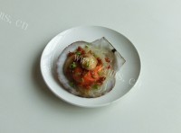 美味的蒜蓉粉丝蒸扇贝