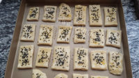 自制芝麻酥饼做法图解14)