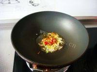 口感极佳的辣炒扁豆丝做法图解3)