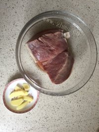 自制卤牛腱做法图解1)