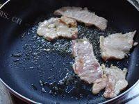 美味的煎肉片做法图解4)