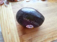 美味的牛油果培根炒饭做法图解2)