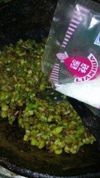 家常菜芹菜肉末