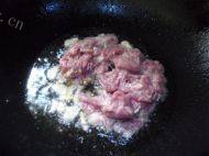 家常菜香菇滑肉片做法图解3)